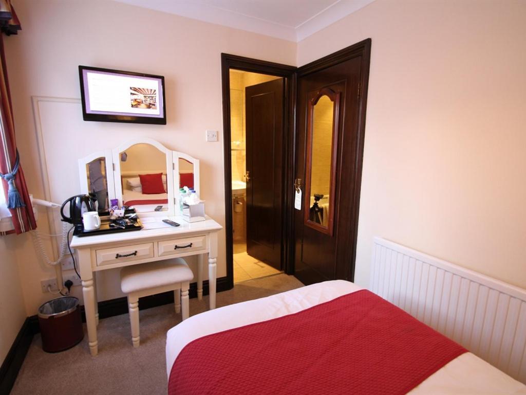 Pilgrims Hotel Canterbury Quarto foto